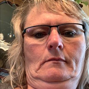 Meet your Posher, Vicky